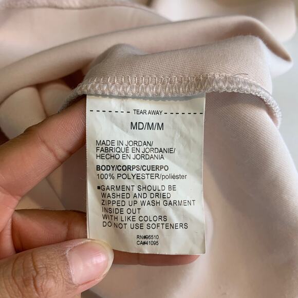 Under Armour Shirt Womens M Medium Lt Pink Loose Unstoppable Move Light Radial - Picture 10 of 13